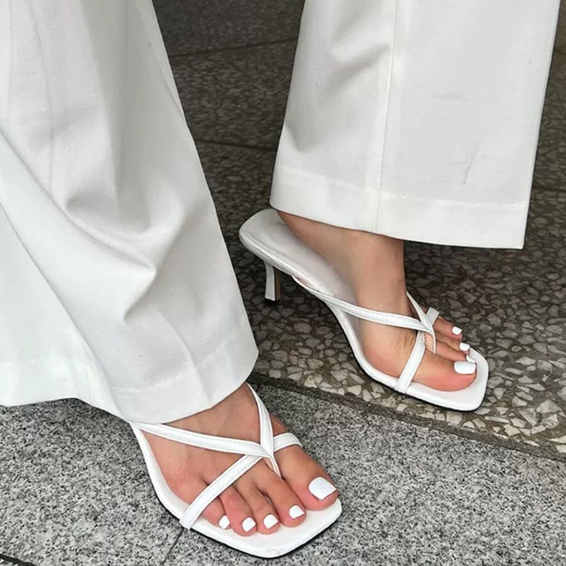 Street Fashion Clothes - 2026 Sommer Damen Zehensteg-Sandalen Modische Elegante